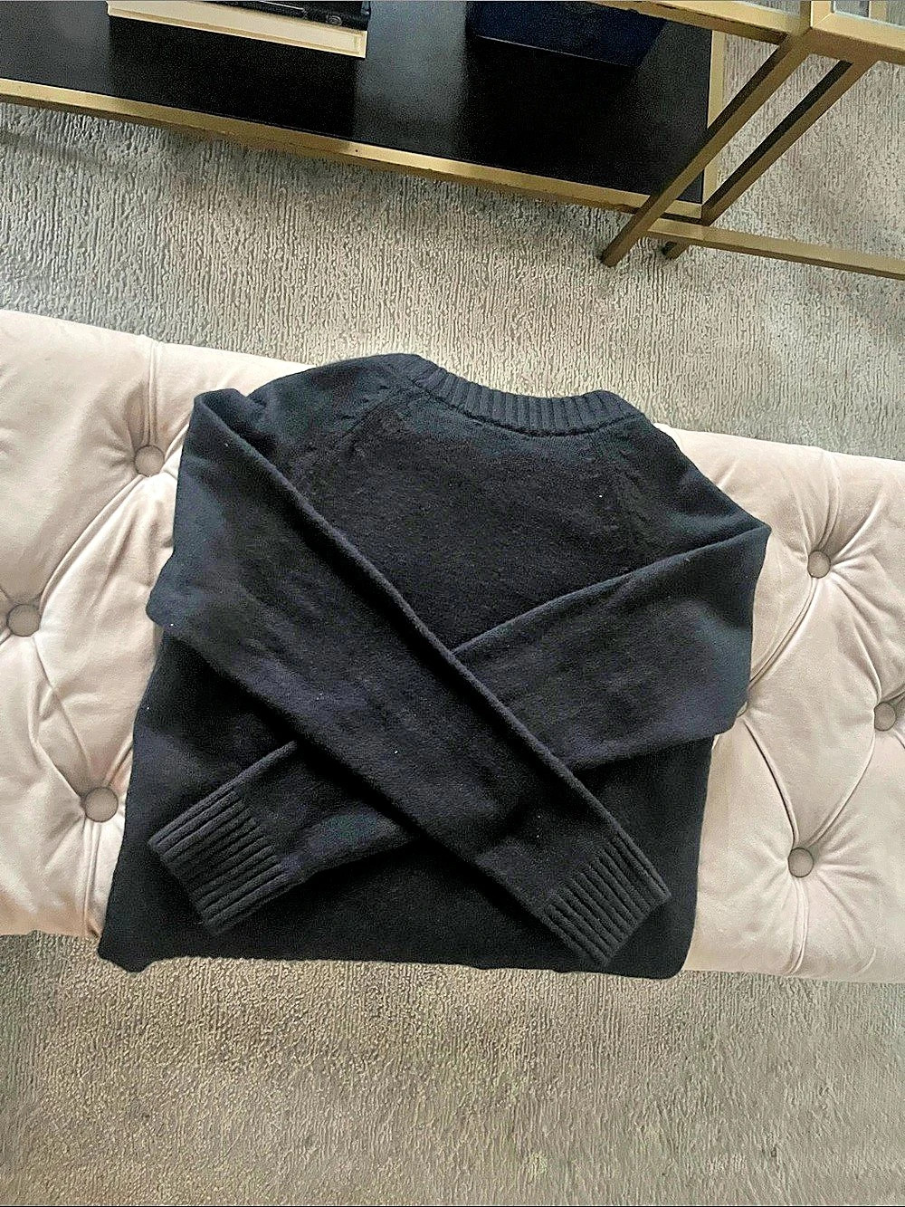 Gap Black Crew Neck Sweater Like New